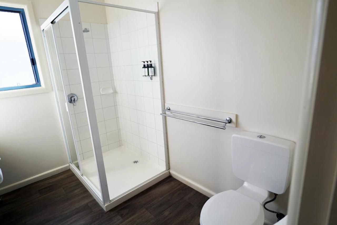 Captains Cove Resort - Waterfront Apartments Paynesville Zewnętrze zdjęcie